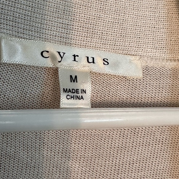 🎉Cyrus Open Front Lightweight Cream Cardigan Sweater EUC Size Medium - Picture 4 of 9